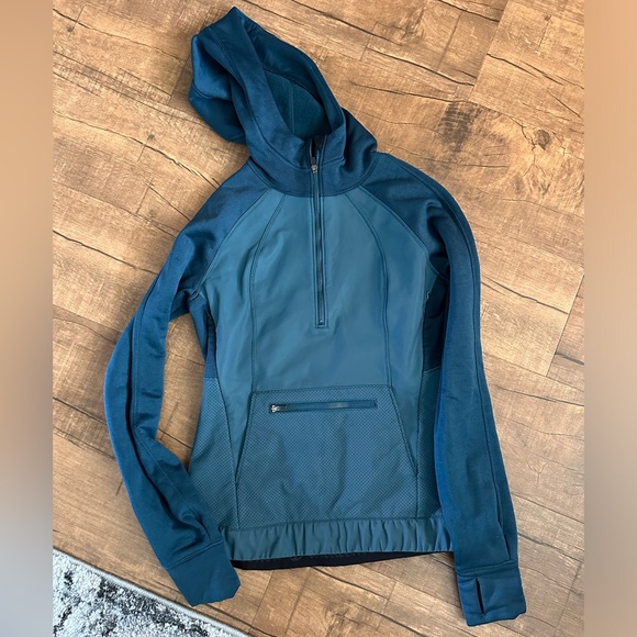 Lululemon quarter zip - Picture 1 of 5